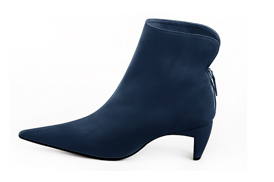 Navy blue women's ankle boots with a zip at the back. Pointed toe. Low comma heels. Profile view - Florence KOOIJMAN
